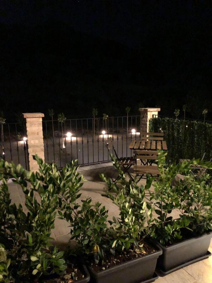 Queen Appartamenti E Camere Campofilone Exterior photo