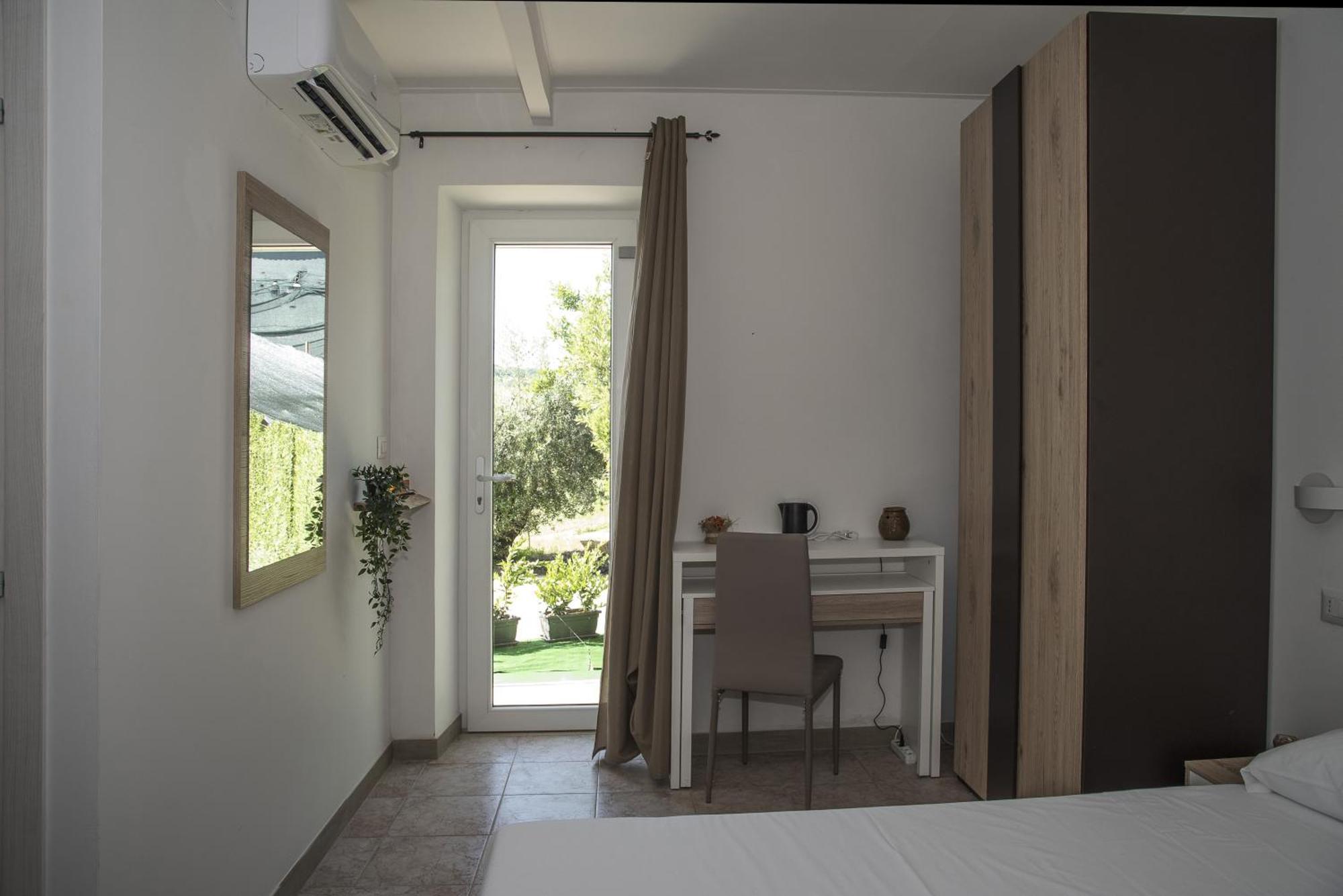 Queen Appartamenti E Camere Campofilone Exterior photo