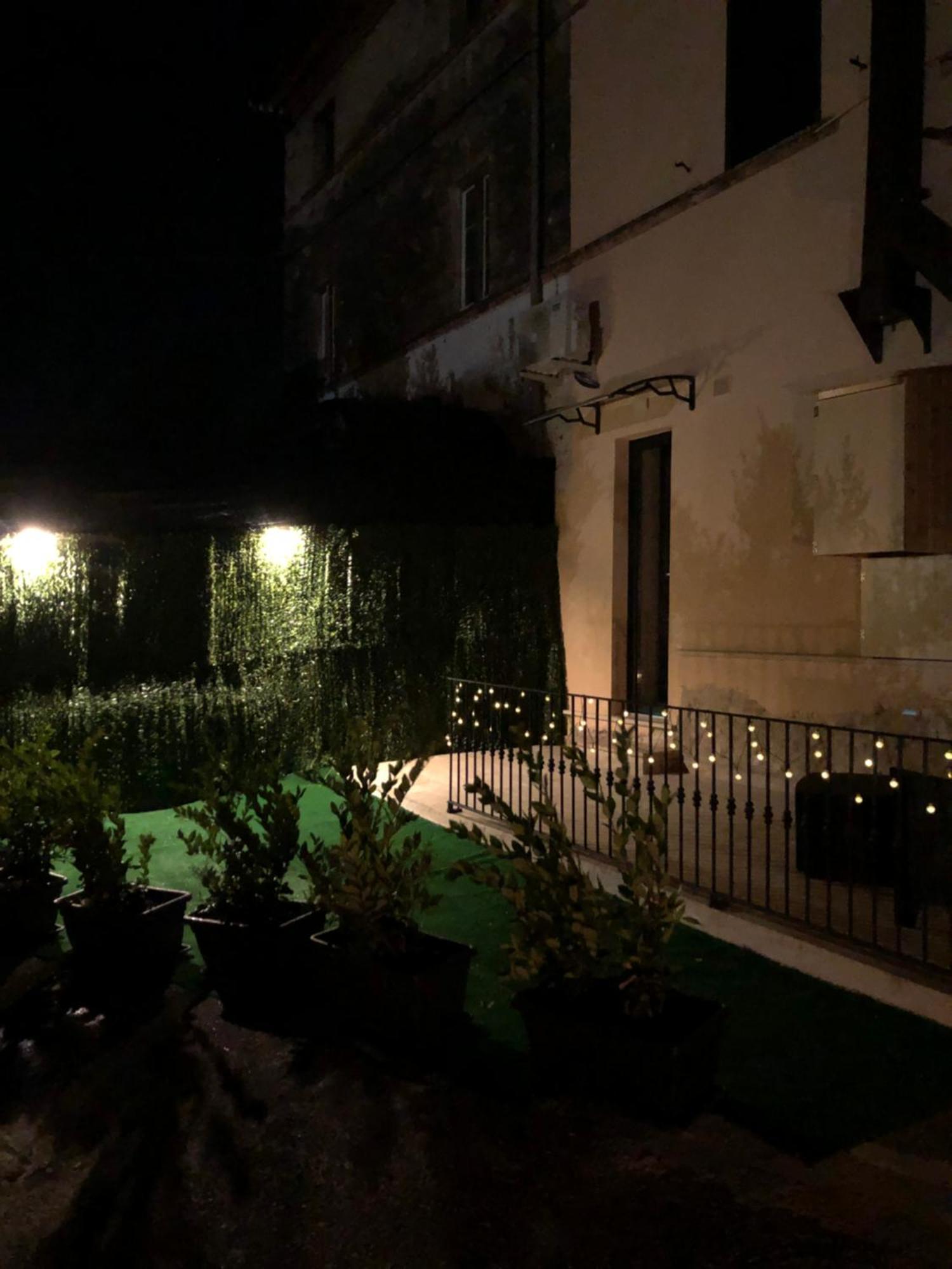 Queen Appartamenti E Camere Campofilone Exterior photo